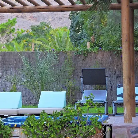 Vakantiehuis One Bedroom House With Jacuzzi Enclosed Garden&wifi At De Tirajana *