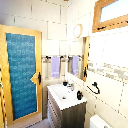 One Bedroom House With Jacuzzi Enclosed Garden&wifi At De Tirajana Vakantiehuis