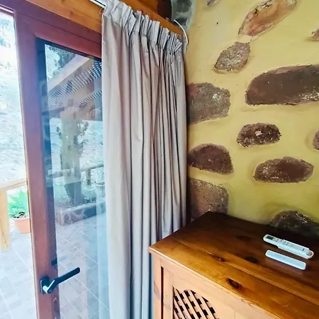 Vakantiehuis One Bedroom House With Jacuzzi Enclosed Garden&wifi At De Tirajana San Bartolomé