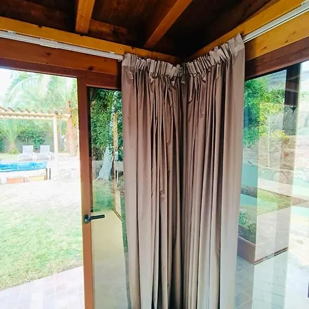 Vakantiehuis One Bedroom House With Jacuzzi Enclosed Garden&wifi At De Tirajana *